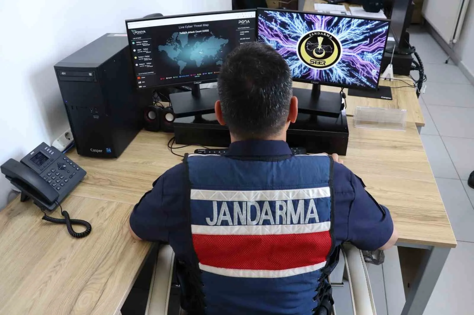 Gaziantep'te siber dolandırıcılık operasyonlarında 16 şüpheli yakalandı