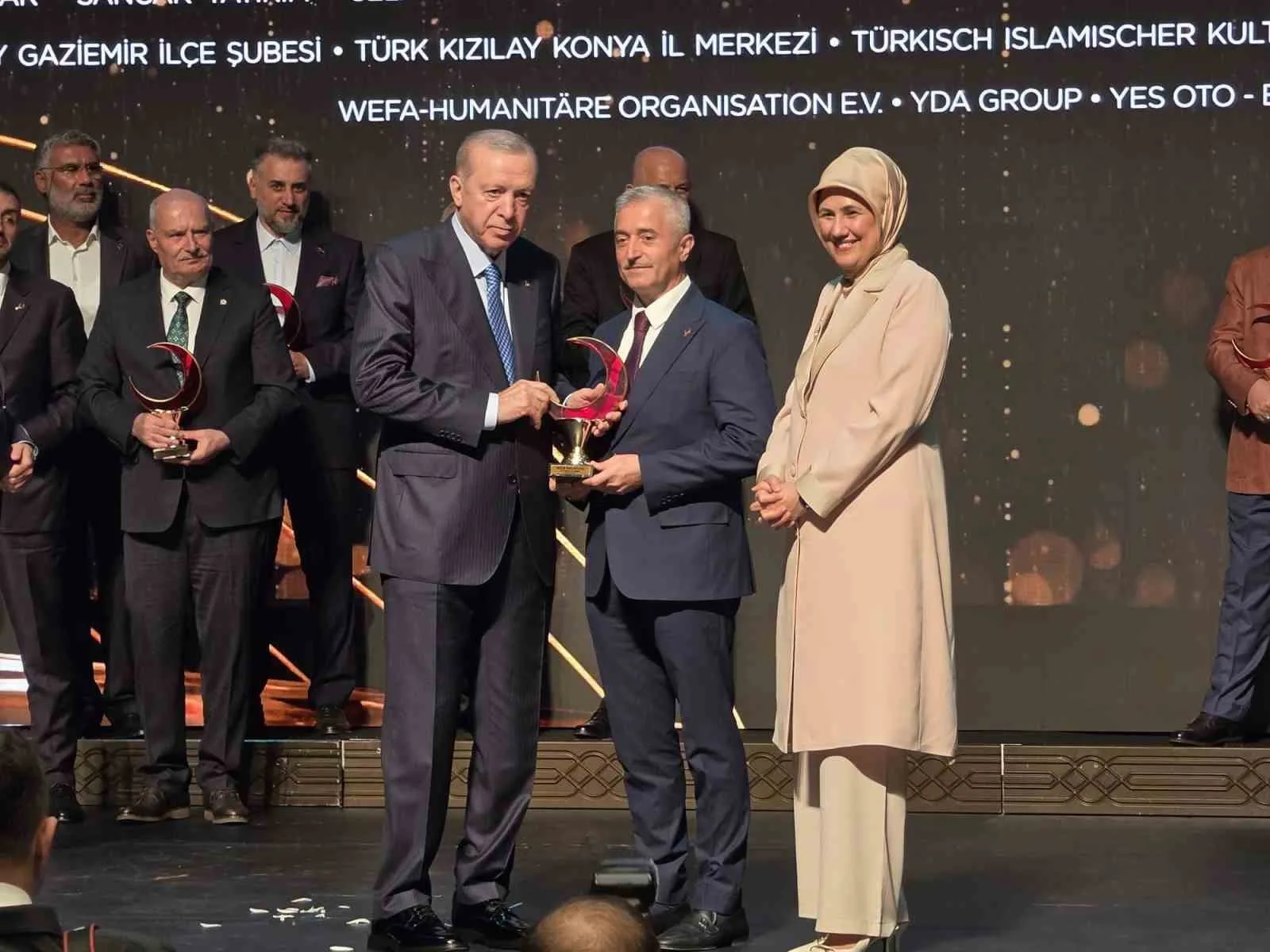 Cumhurbaşkanı Erdoğan'dan Tahmazoğu'na birincilik ödülü