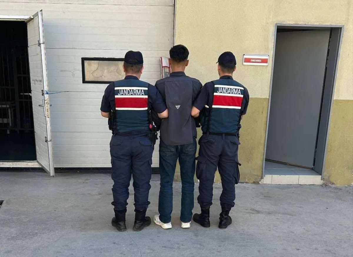Kesinleşmiş 14 yıl cezayla aranan şahıs yakalandı